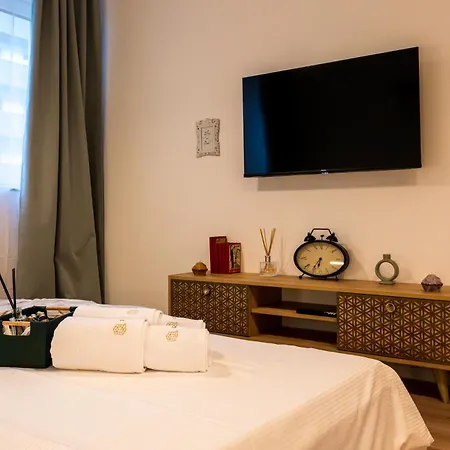 Lux Coresi Apartmán *