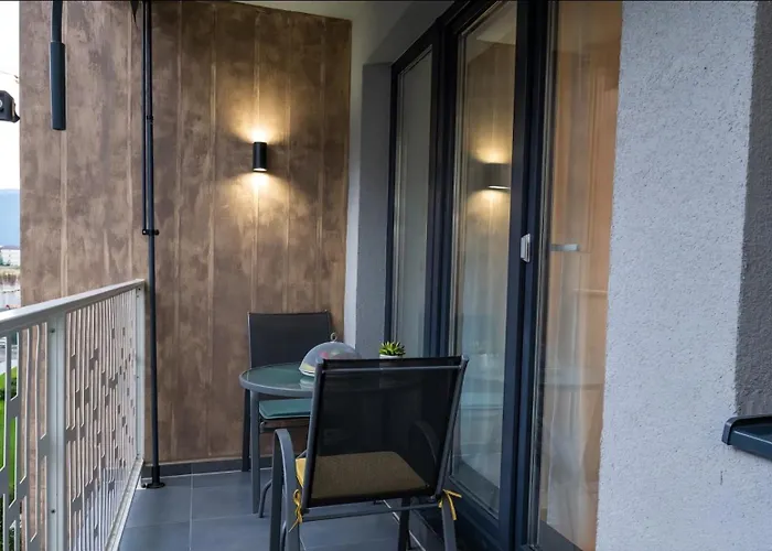 Lux Coresi * Brašov